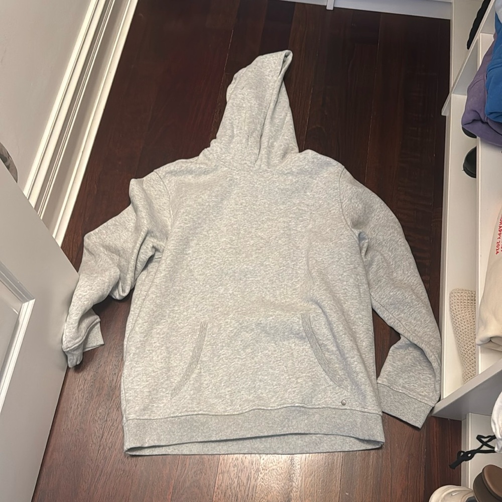 Vuori grey sweatshirt
